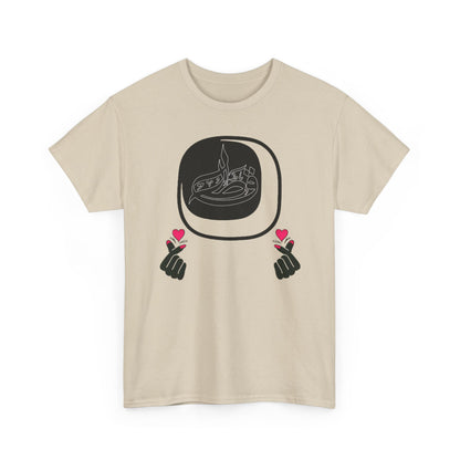 qatar pride tee,qatar love tee,qatar in heart tee