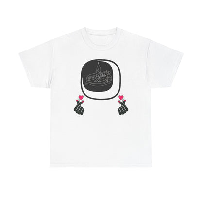 qatar pride tee,qatar love tee,qatar in heart tee
